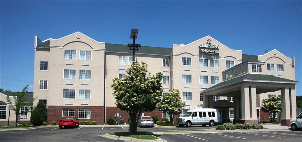 Hotel Country & By Radisson, Eagan, Mn 3*