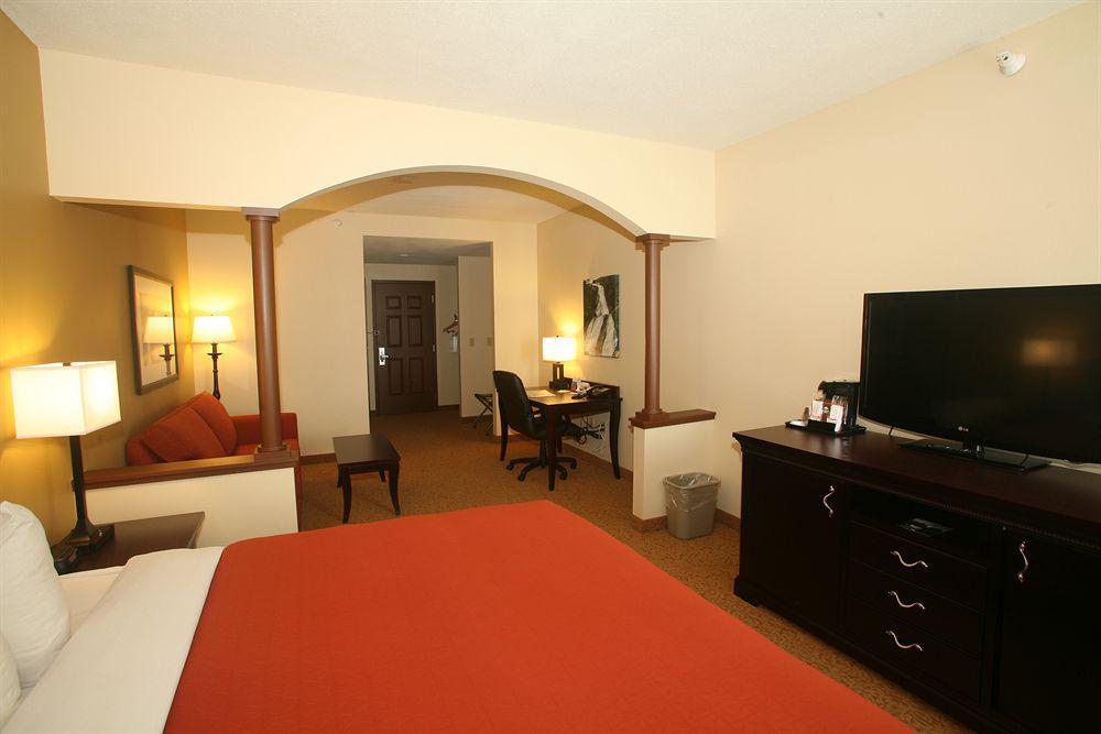 Hotel Country & By Radisson, Eagan, Mn Eagan