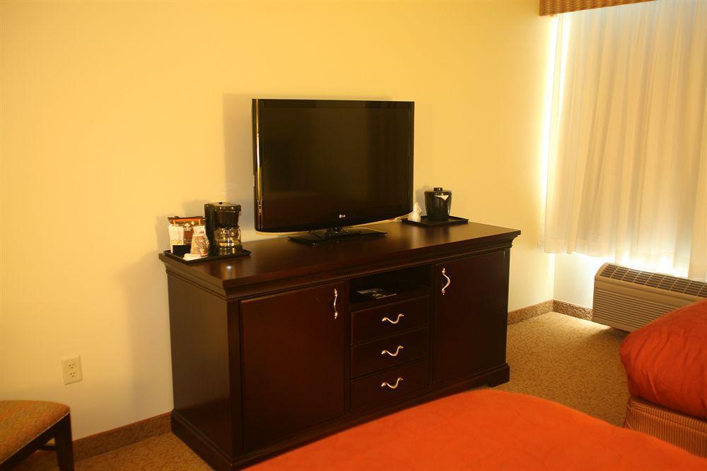 Country & By Radisson, Eagan, Mn 3*