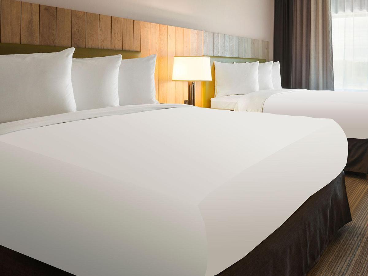 Country & By Radisson, Eagan, Mn Hotel 3*