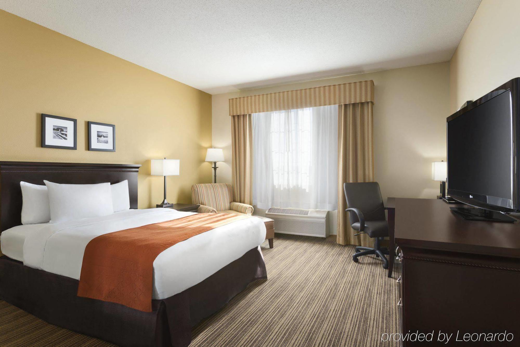 Hotel Country & By Radisson, Eagan, Mn